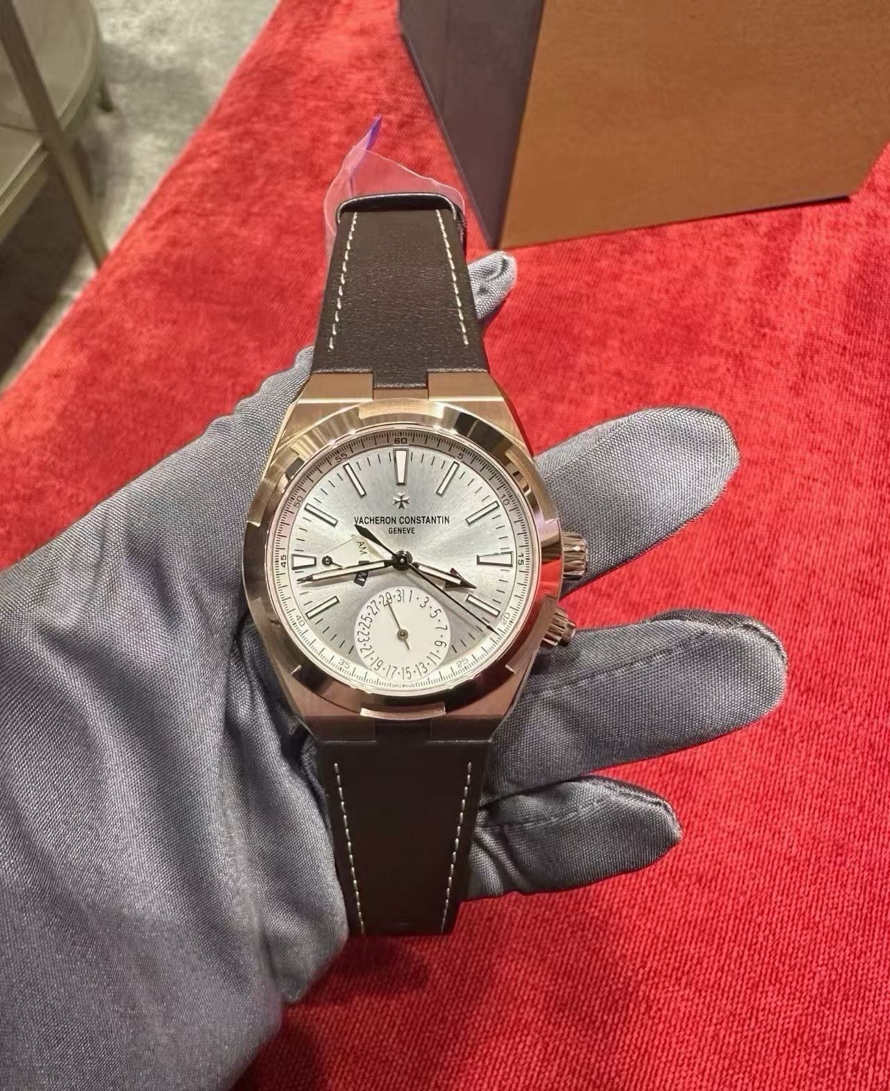 Vacheron Constantin Overseas