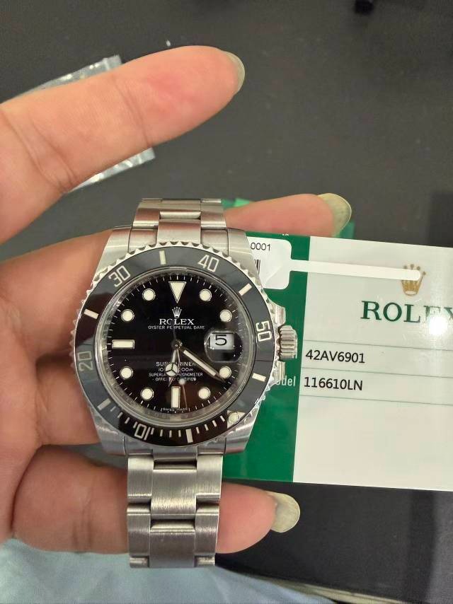 Rolex Submariner Date