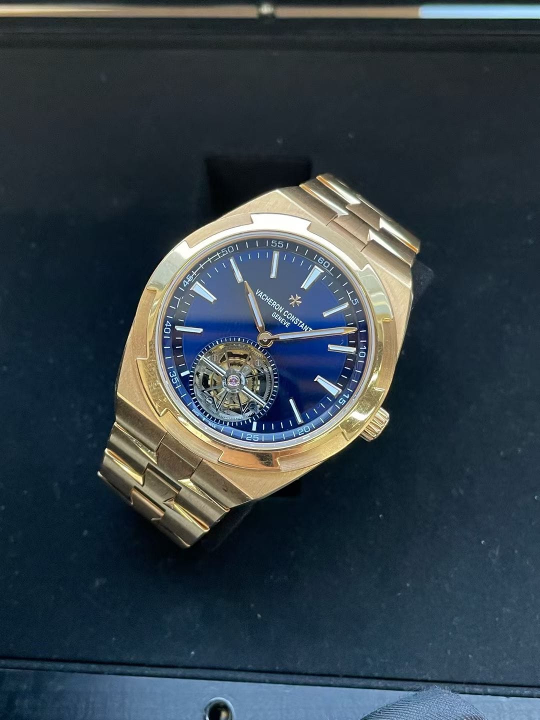 Vacheron Constantin Overseas