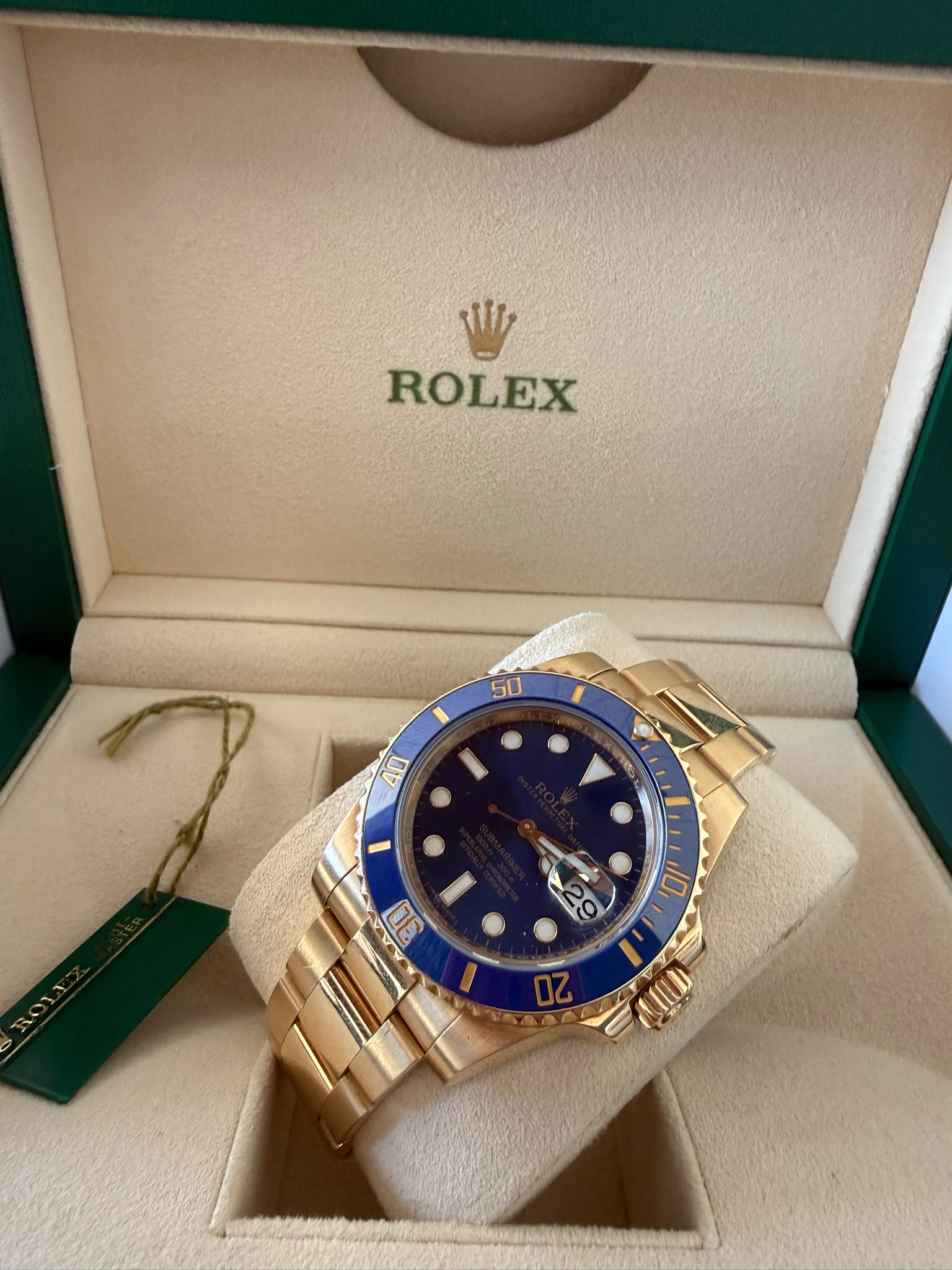Rolex Submariner Date