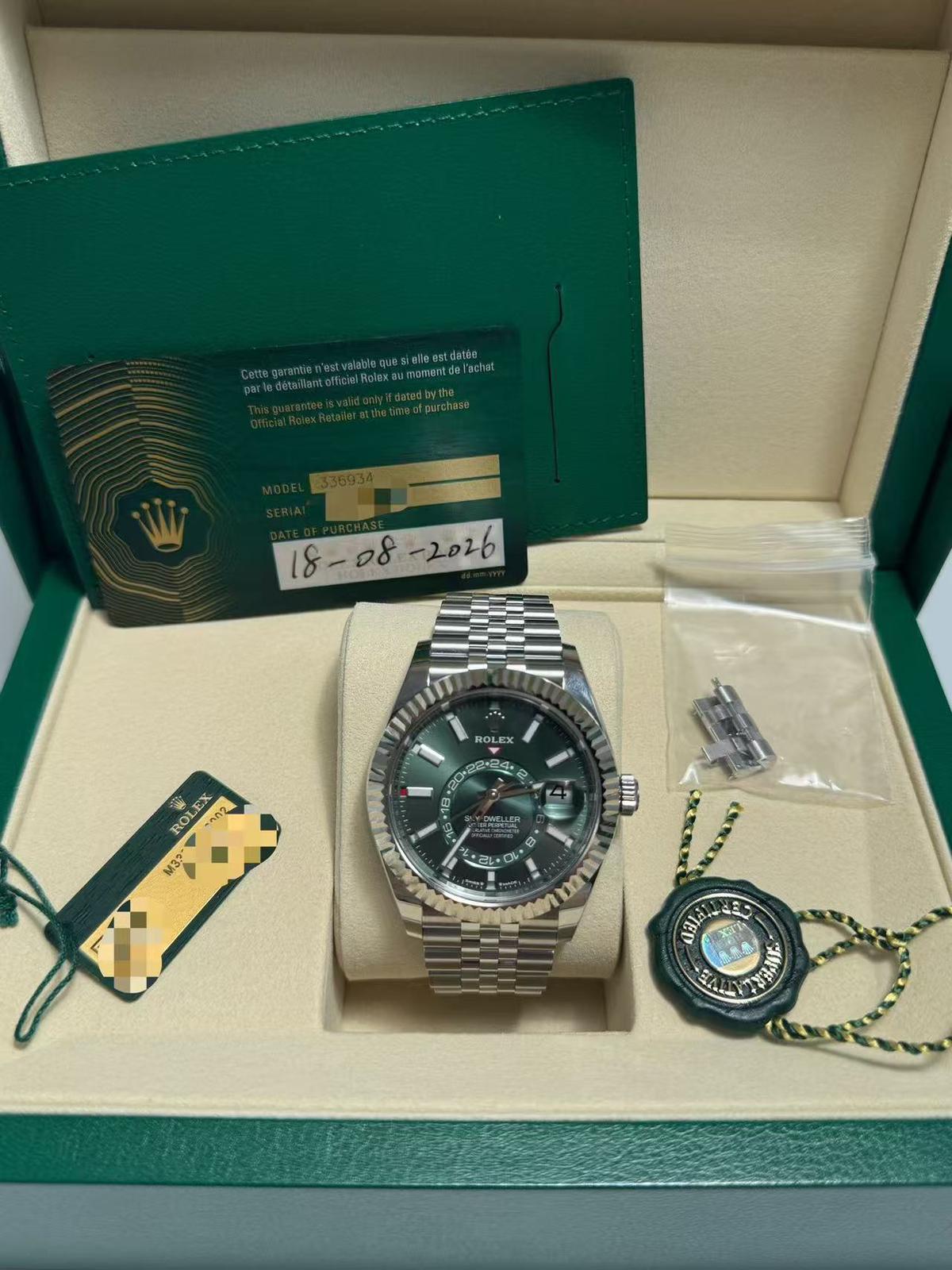 Rolex Sky-dweller