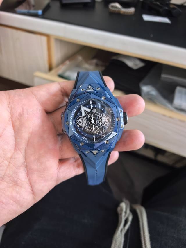 Hublot