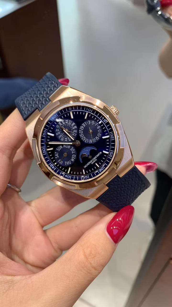 Vacheron Constantin Overseas