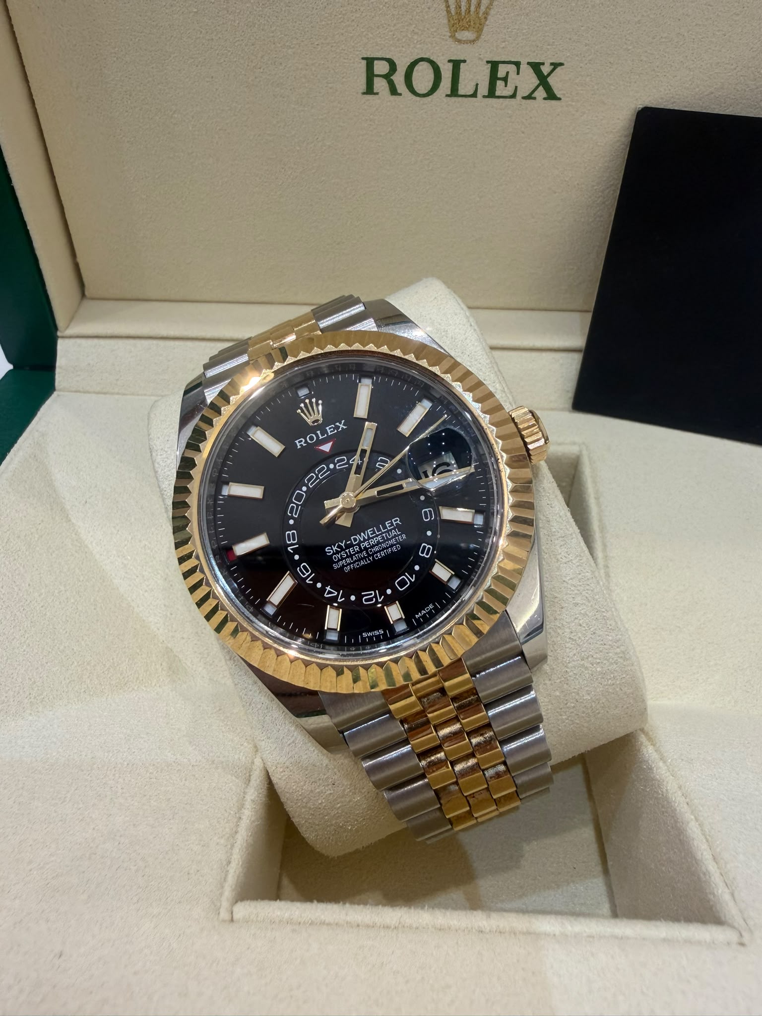 Rolex Sky-dweller
