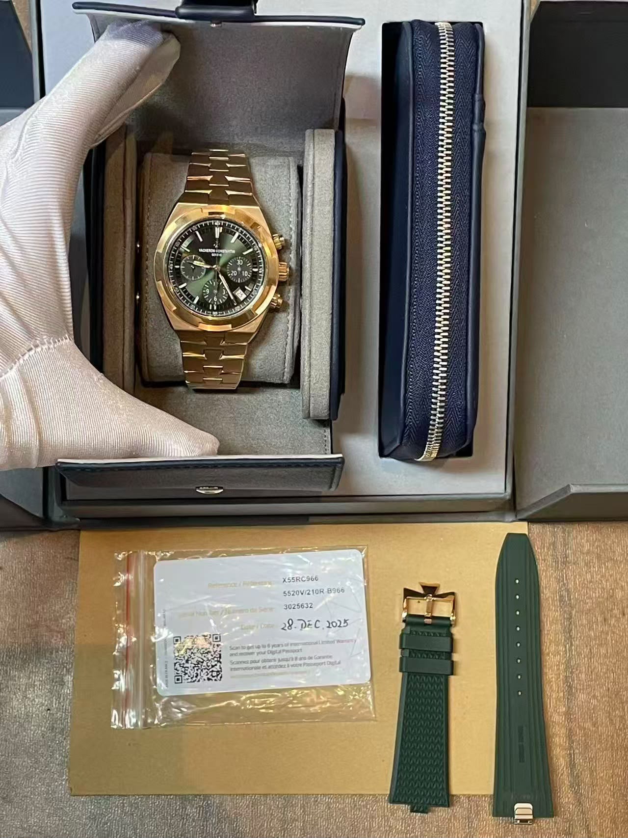 Vacheron Constantin Overseas